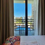 Hotel Dadya Bora